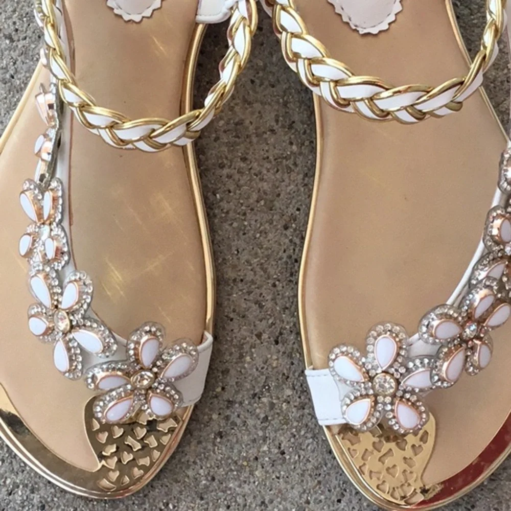 Toe Ring White Floral Rhinestone Embellished Woven Gold Sparkle Flat Sandal - Picture 7 of 11